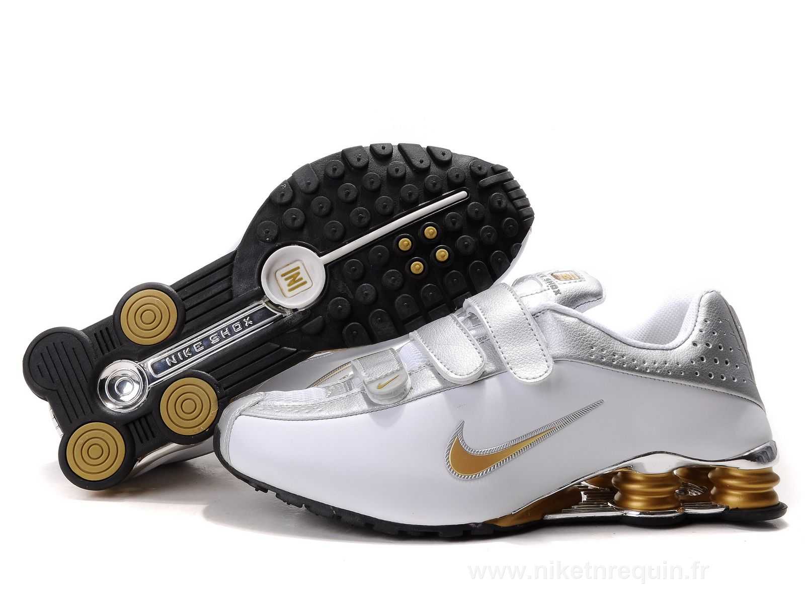 Blanc Et Dore Nike Shox R4 Avec Strapes